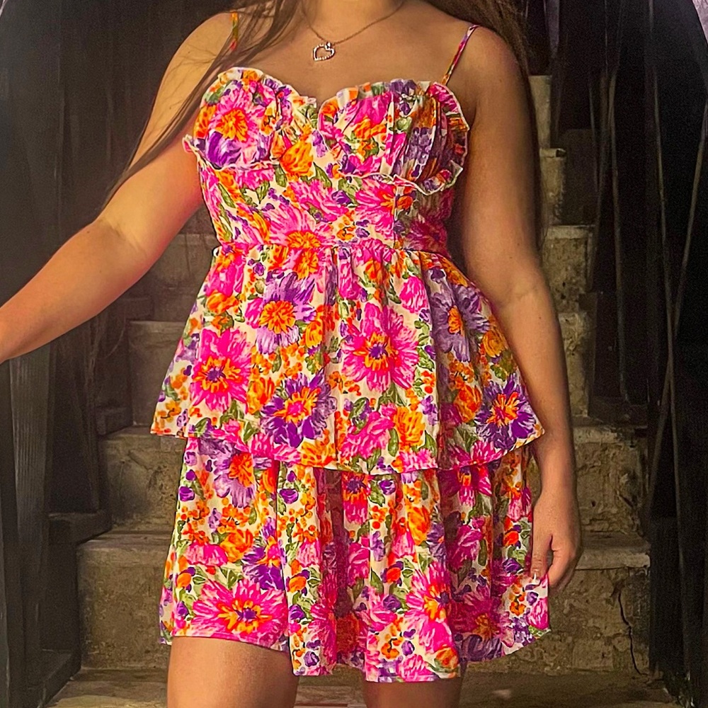 I’m selling because I’ve outgrown this style still a beautiful style worn 1nc.